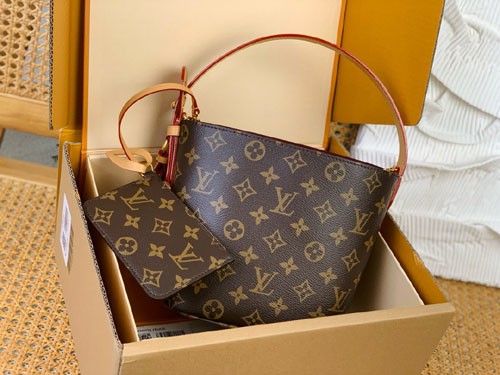 00B3F462-D3A7-4770-8A8B-F4E840AC9F32