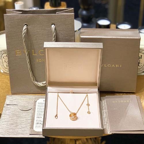 BDDE50B7-A9FF-4A0C-B424-68841647FDBC